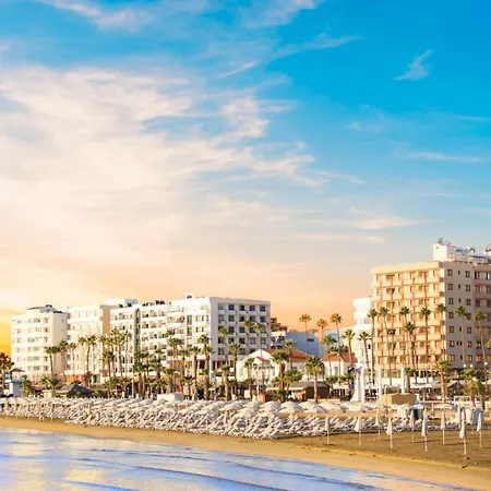 Palmbeach Finikoudes - 1min To 拉纳卡